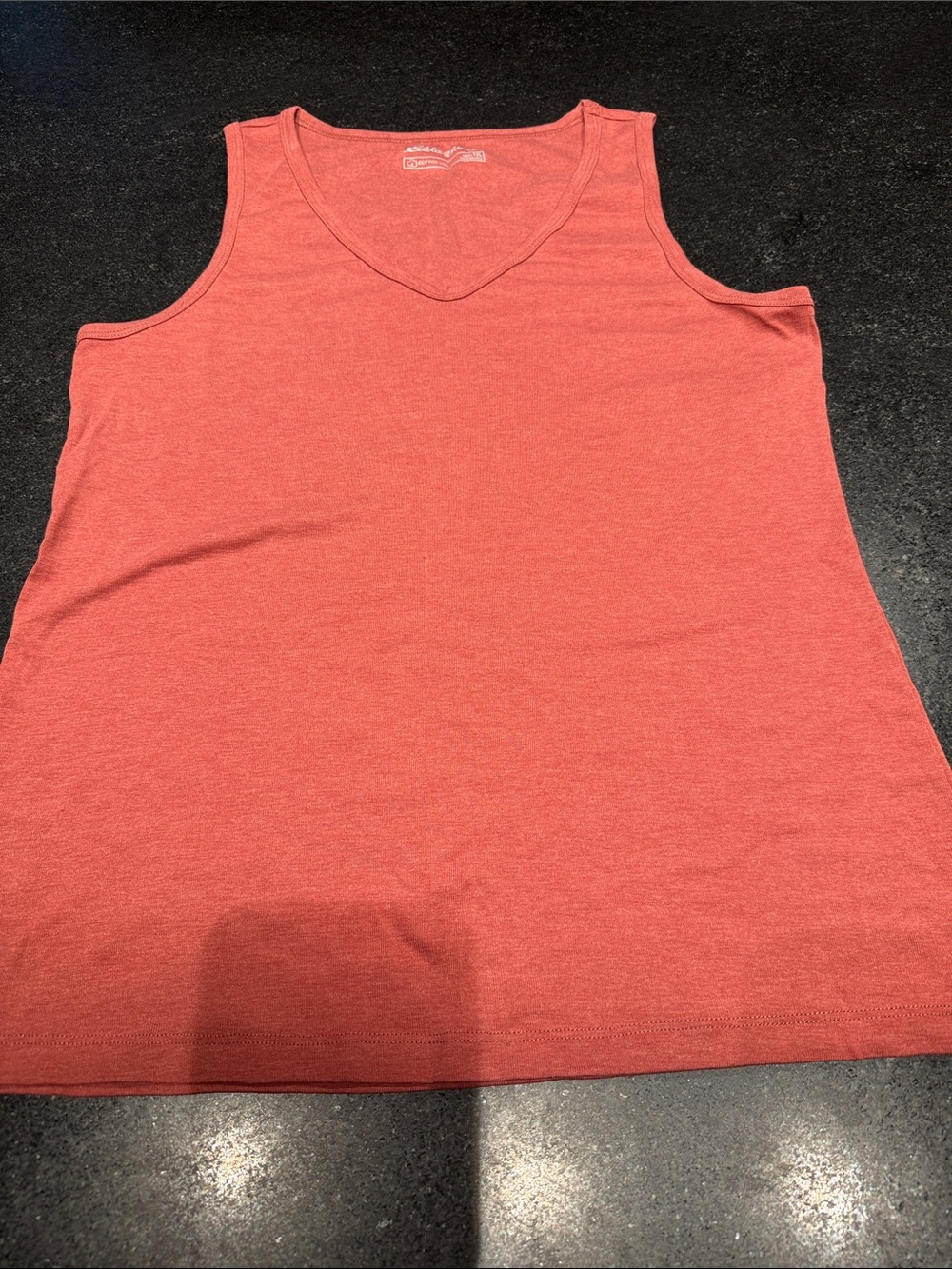 NWT Eddie Bauer Coral V-Neck Tank Top, XL tall